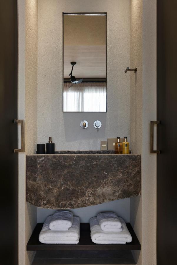Alaso Design Suites Фира Екстериор снимка
